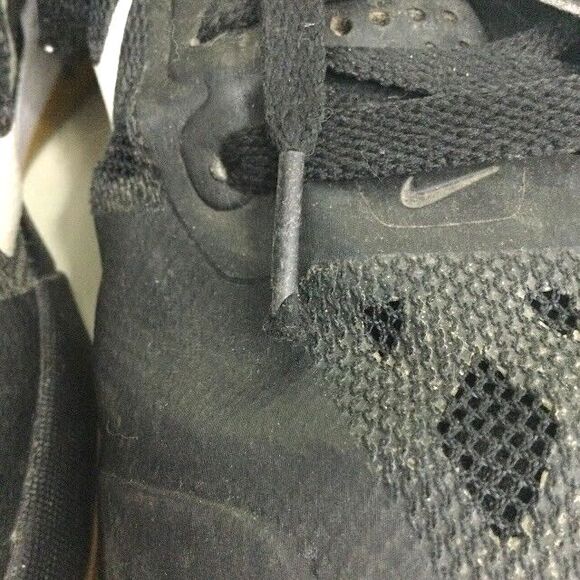 Nike Max Air Hyperfuse-Men's Size 9-Black/White/Gold Basketball Shoes 429545-011 - Picture 5 of 9